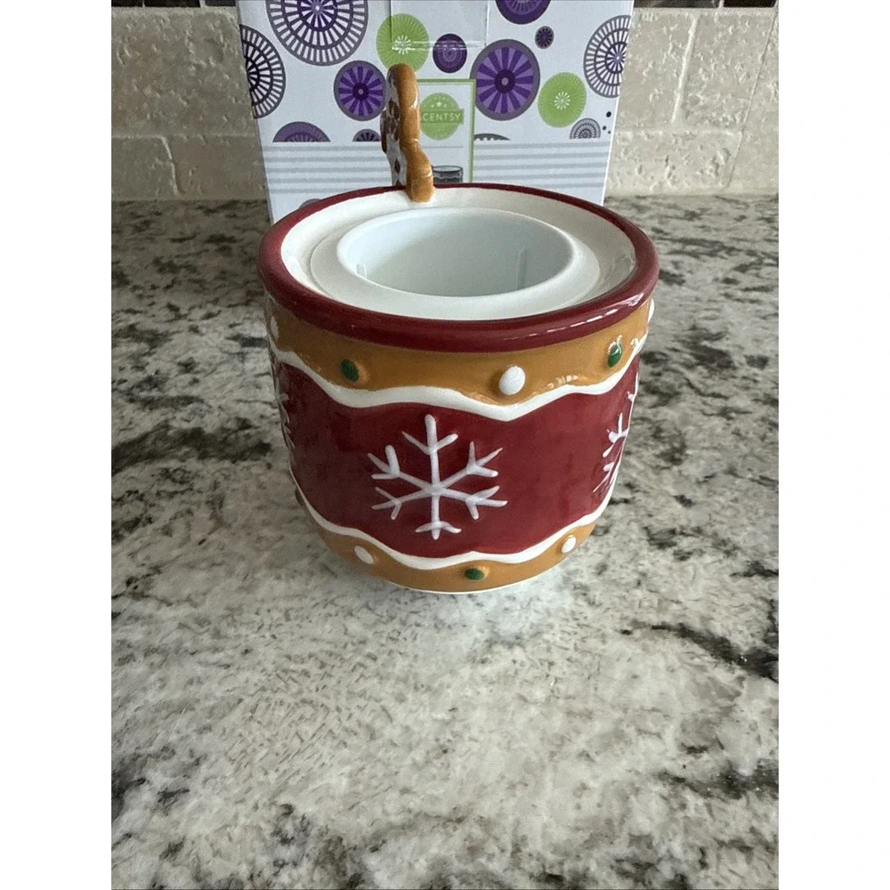SCENTSY Gingerbread Man  Tabletop Fan Diffuser Excellent Condition